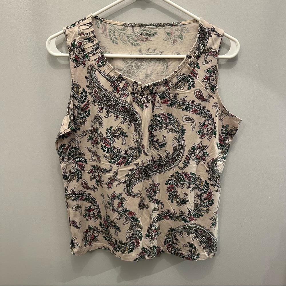Croft & Barrow Paisley Tank. Women’s M.